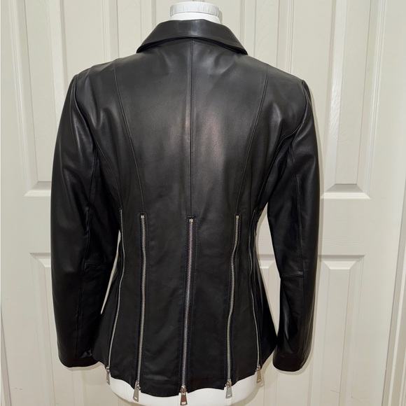 Madonna & Co. - Picture 4 of 6